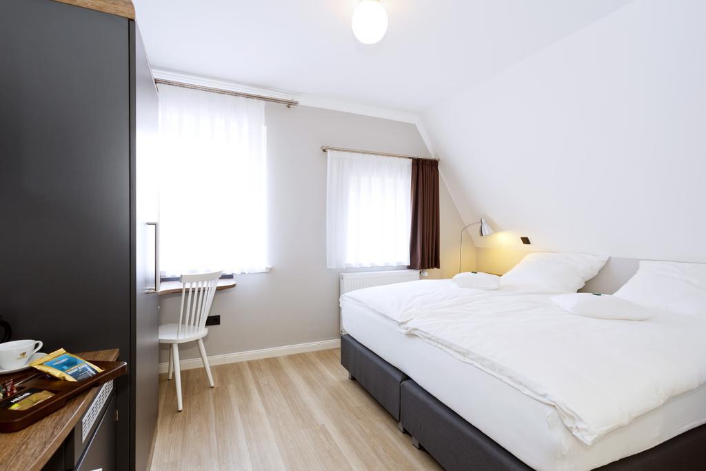 Logierhaus Rheintoreins Rees Habitación foto